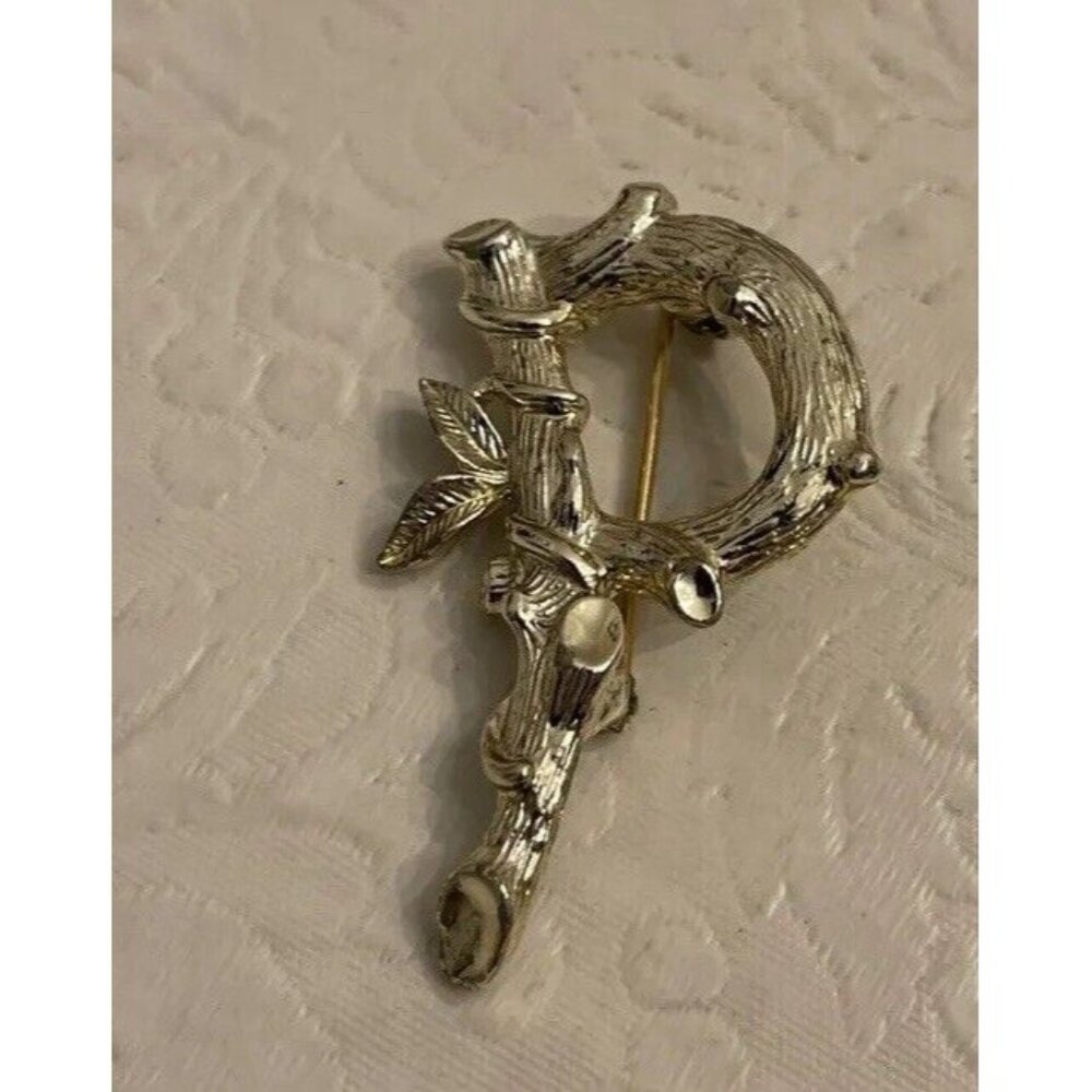 Vtg Br Brooch Sarah Coventry Initial Letter P Gold Tone Pin Branch Twig Leaf 2"